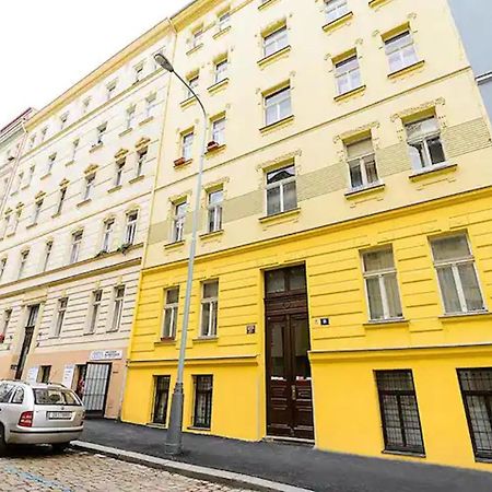 Ground Floor Apartment Praga Exterior foto