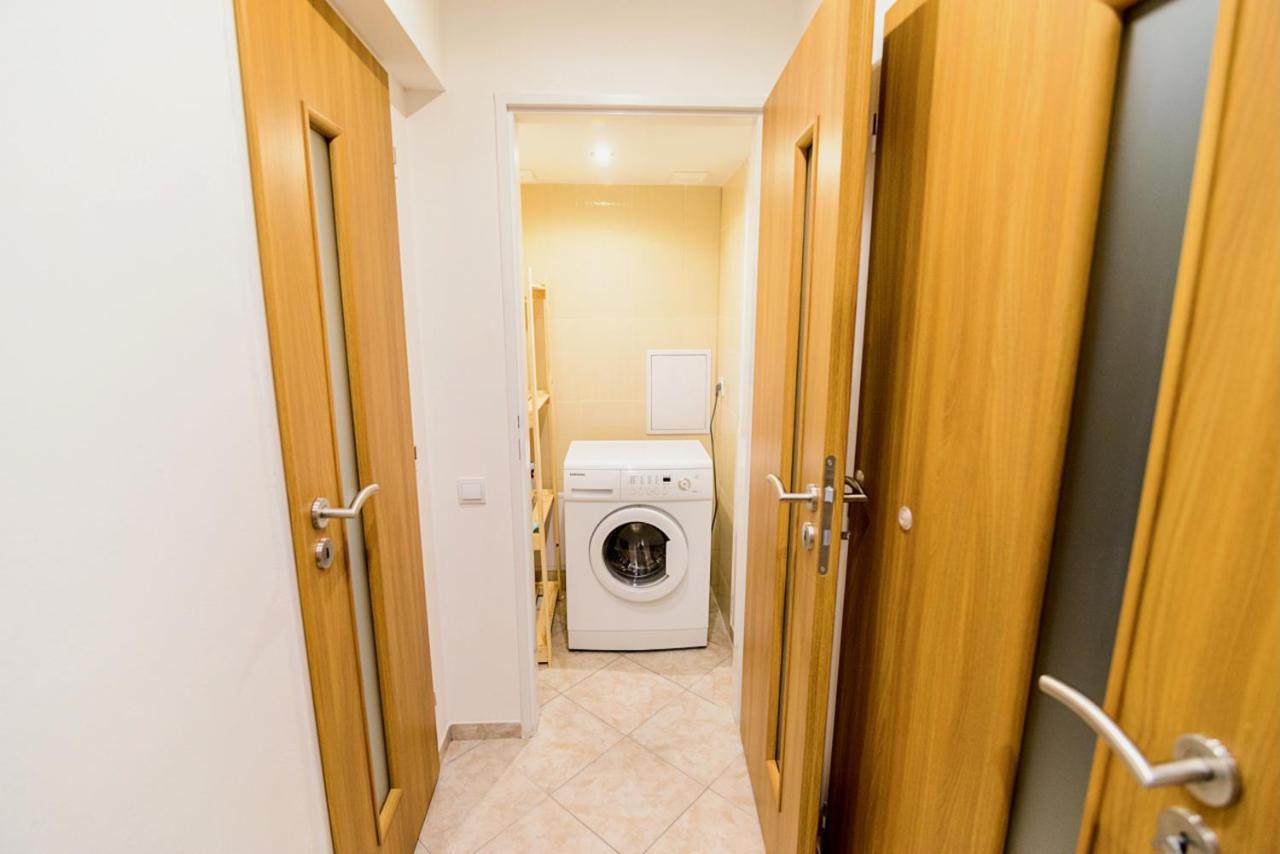 Ground Floor Apartment Praga Exterior foto